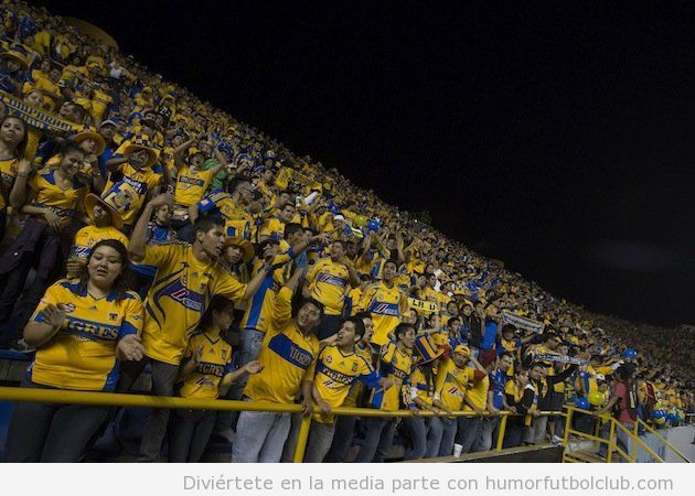22000 Aficionados del Tigre de Mexico se desplazan para ver el partido ante San Luis