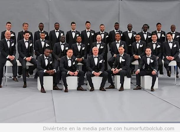 Selección francesa de fútbol vestidos de esmoquin