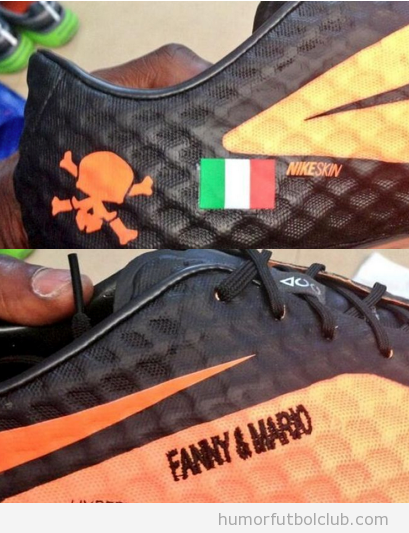 Nuevas botas de Mario Balotelly con calavera y Fanny bordado
