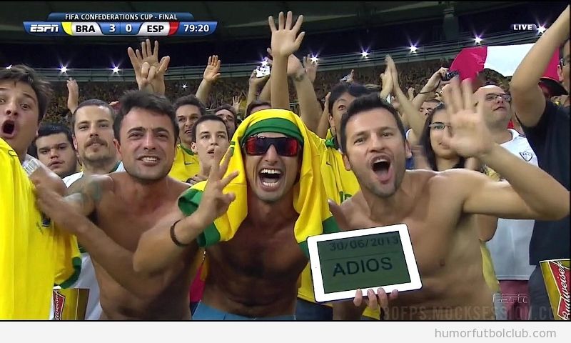 Imagen graciosa de un aficionado de Brasil, trollea a España con un Adios en una tablet
