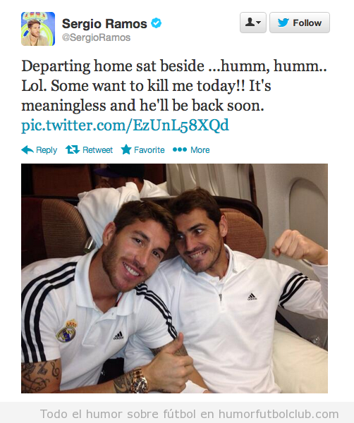 Tweet de Sergio Ramos con una foto de Casillas queriéndole pegar