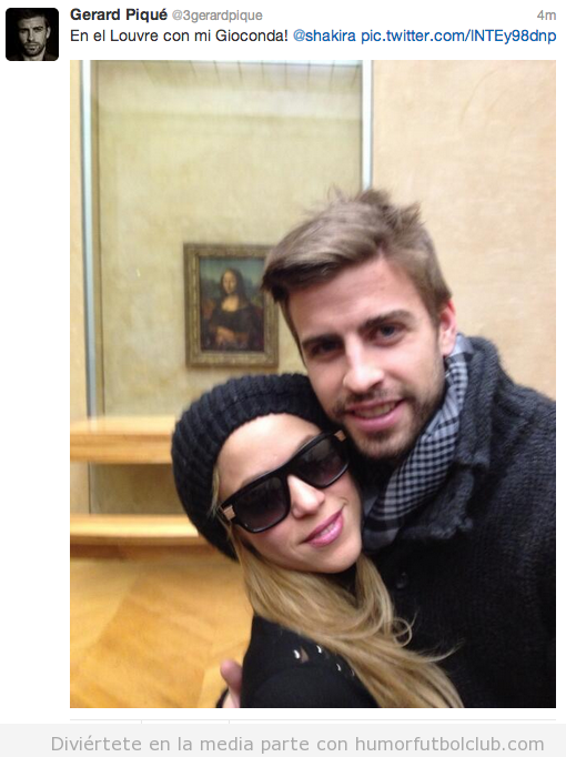 Shakira y Piqué en el Louvre con la Mona Lisa