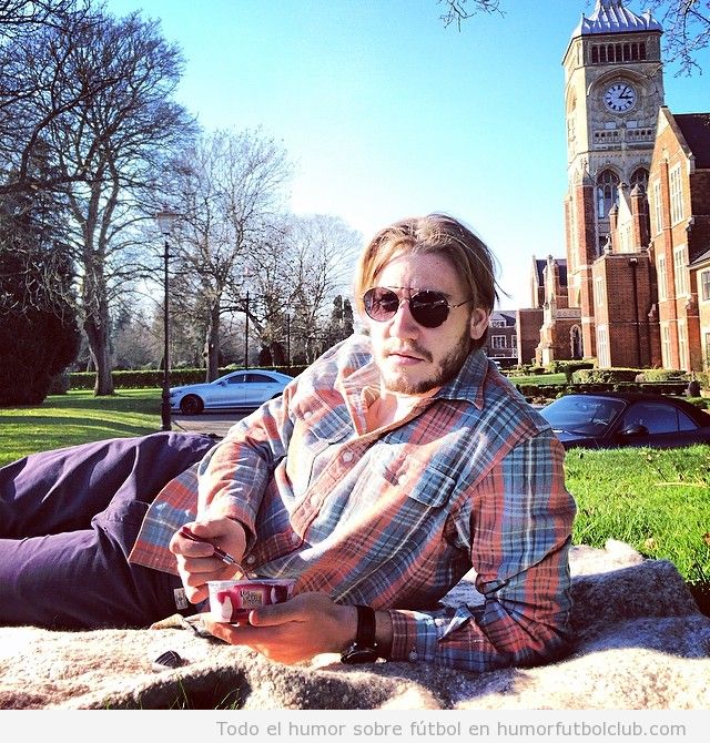 Nicklas Bendtner look hipster de picnic