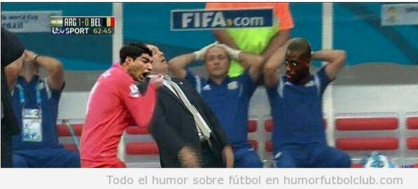 Memes graciosos del entrenador de argentina en el partido vs Bélgica