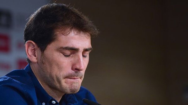 Foto Iker Casillas llorando