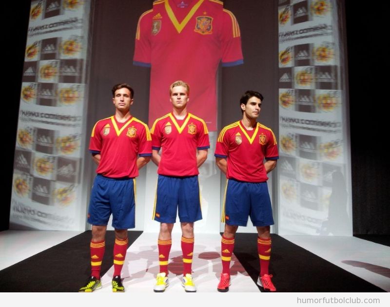 Camiseta fea de la Selección Española ne la Copa Confederaciones Basil