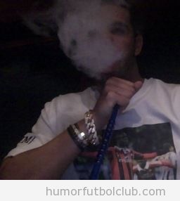 Foto del rapero Drake con camiseta de Balotelli AC Milan