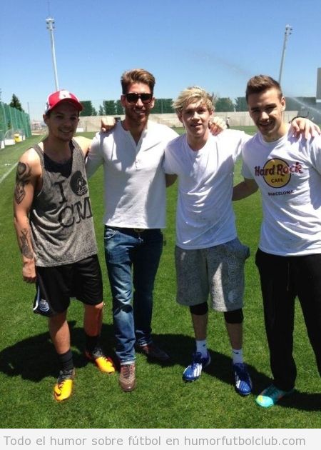 Foto WTF de Sergio Ramos con One Direction