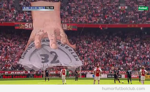 Bonito tifo del  Ajax vs Willen, título Eredivisie