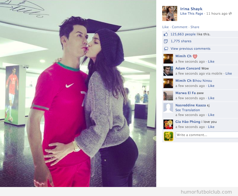Irina Shayk besa a la figura cera Cristiano Ronaldocera