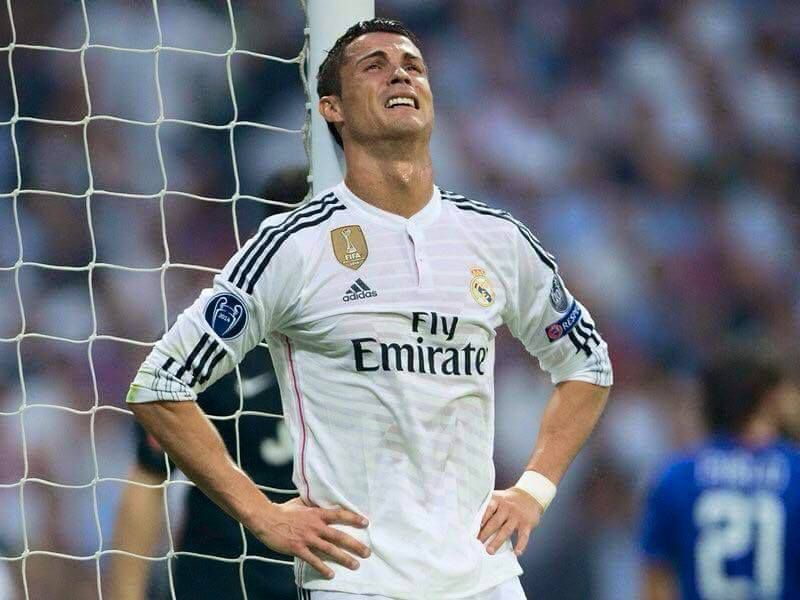 Foto Cristiano Ronaldo llorando tras eliminación Champions