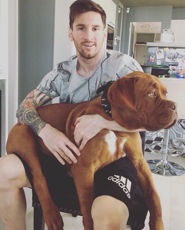 Fotos curiosas evolución Messi y su perro en 9 meses 2