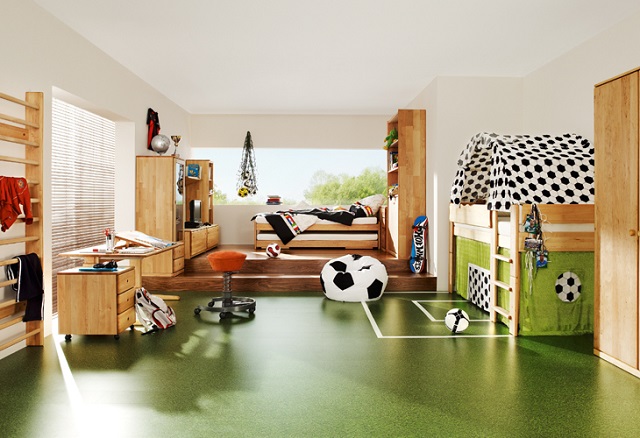 Dormitorio con decoración de fútbol